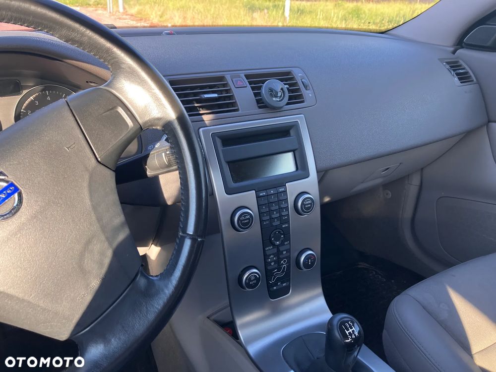 Volvo C30 1.6 - 8