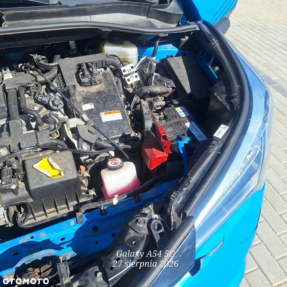 Toyota C-HR - 11