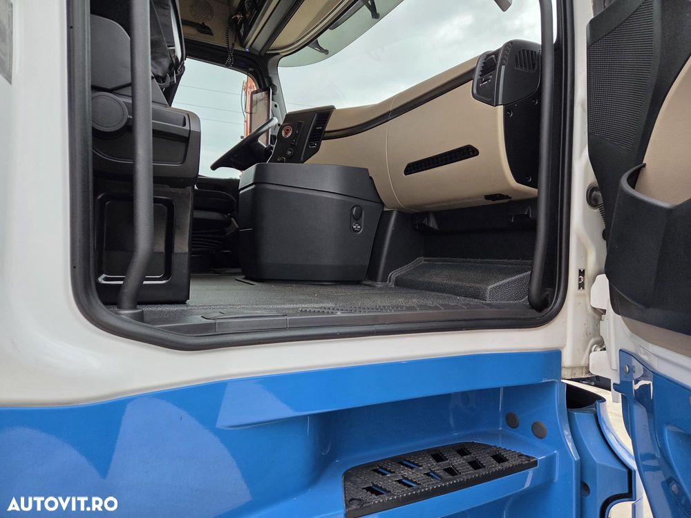 Mercedes-Benz ACTROS 18.510, AUTOMATA+RETARDER 5 trepte, SA CUPLARE REGLABILA la 1,15m si 0,9m, 2 rezervoare cumulat 680l, Spoilere cabina si sasiu, Camere in loc de oglinzi, Navigatie, Frigider, rulat in GERMANIA, posibil leasing 4 ani, PROMOTIE 45.900 EUR+tva - 23