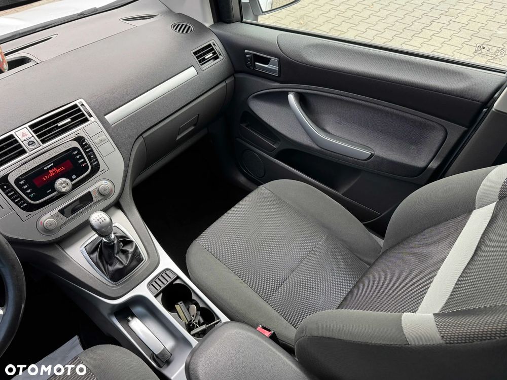 Ford Kuga 2.0 TDCi 4x4 Trend - 19