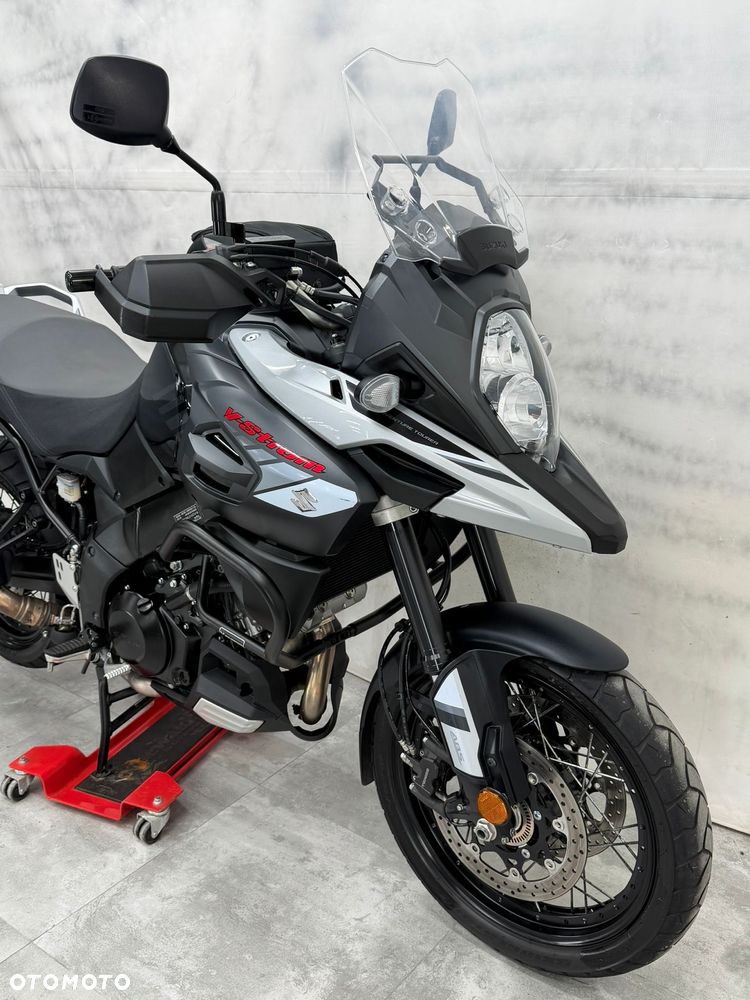 Suzuki V-STROM - 21