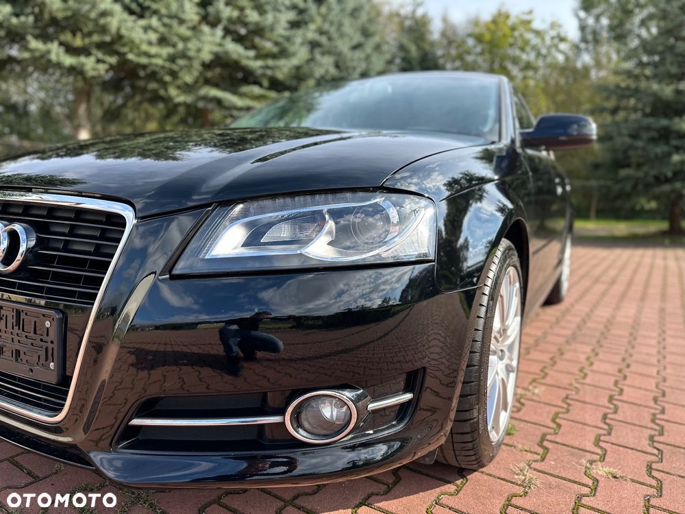 Audi A3 Sportback 1.6 TDI DPF Ambiente - 18
