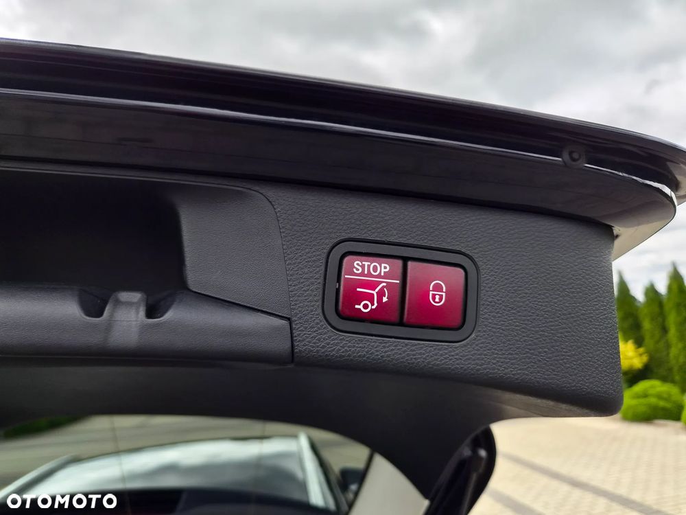 Mercedes-Benz Klasa C 220 (BlueTEC) d 7G-TRONIC Avantgarde - 16