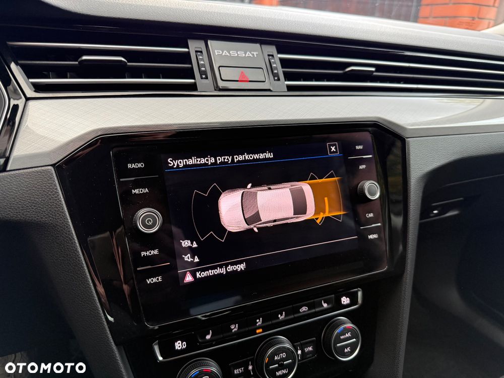 Volkswagen Passat 1.5 TSI EVO Business DSG - 23