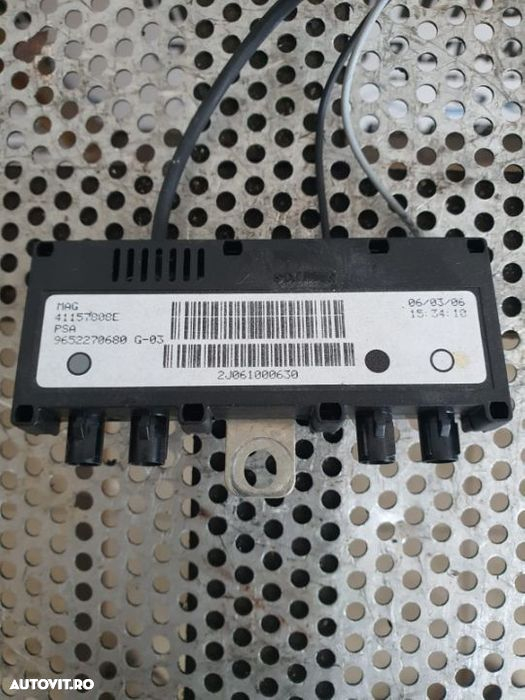 Modul Amplificator Antena Citroen C5 C6 Peugeot 607 An 2006-2012 Cod 9652270680 - 2