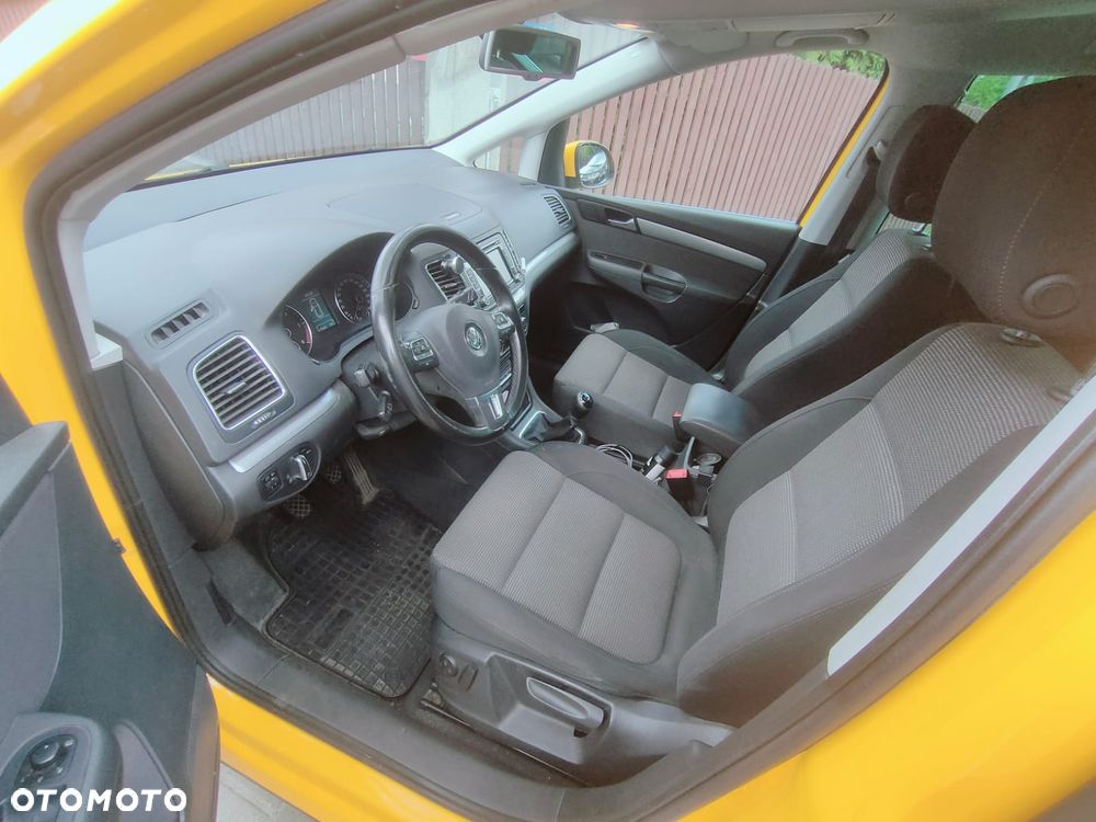 Volkswagen Sharan 2.0 TDI Comfortline - 9