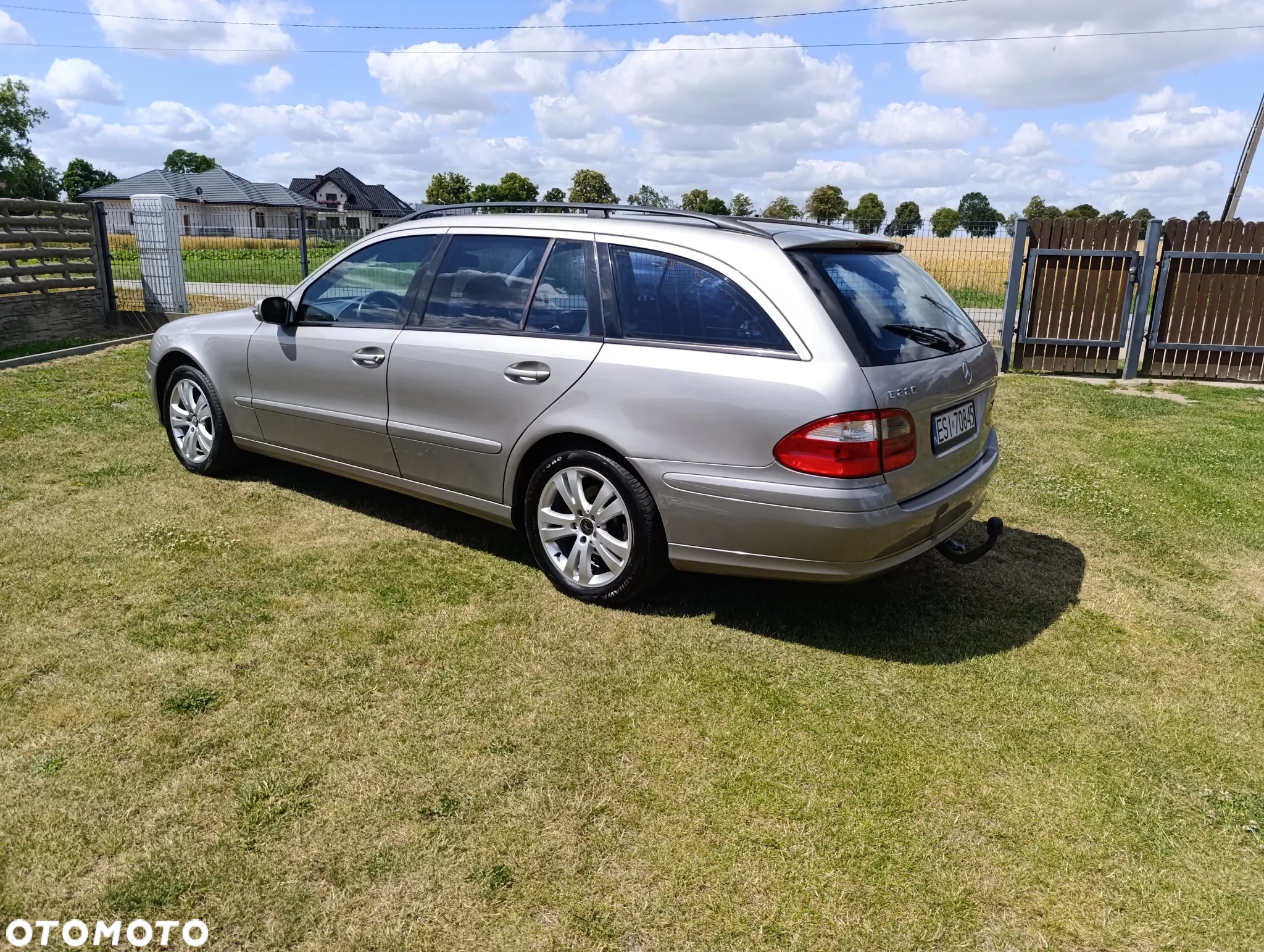 Mercedes-Benz Klasa E 220 T CDI Automatik Classic - 2