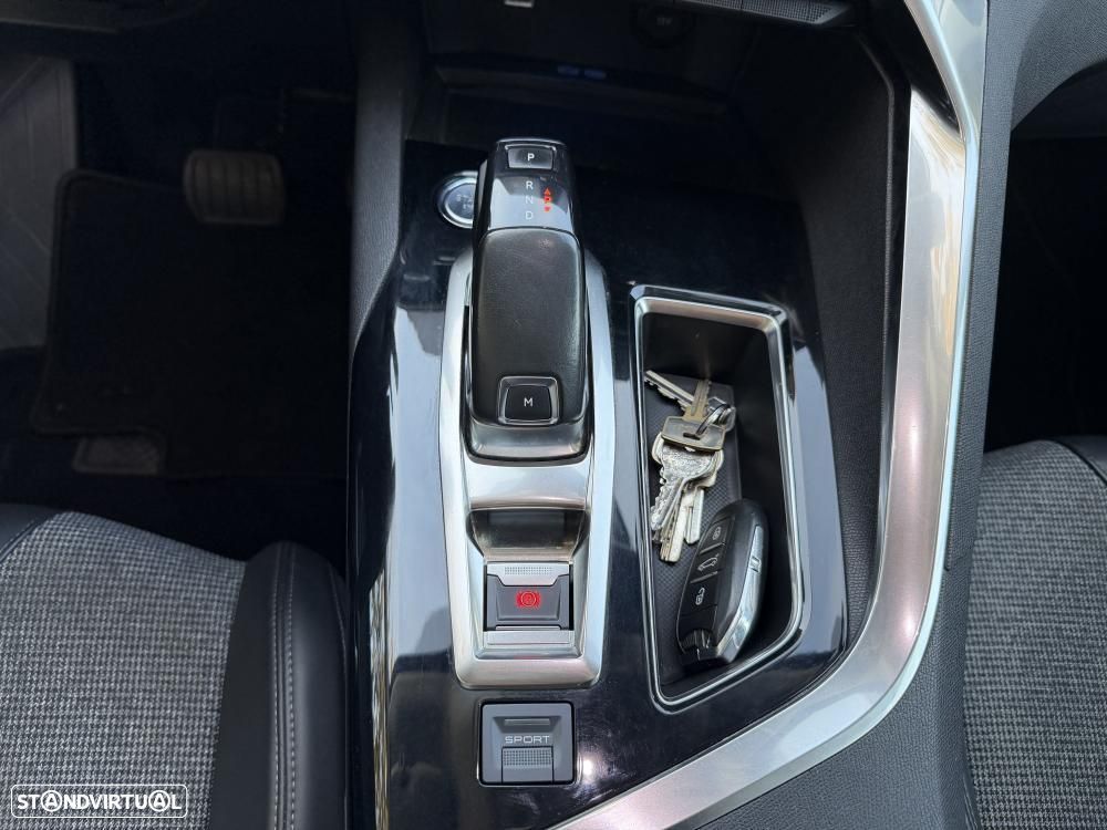 Peugeot 3008 1.6 BlueHDi GT Line EAT6 - 30