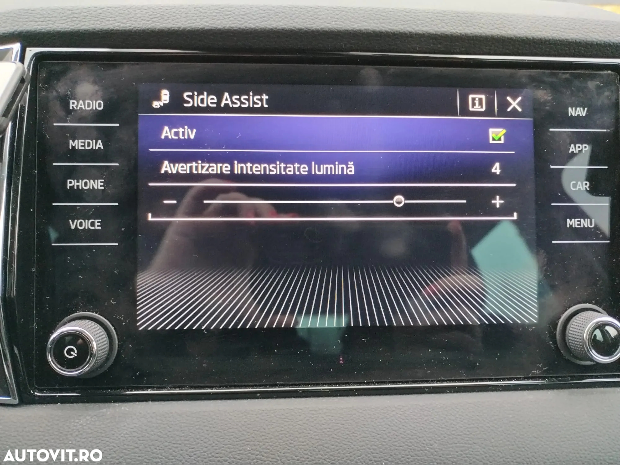 Skoda Karoq 1.5 TSI DSG Selection - 10