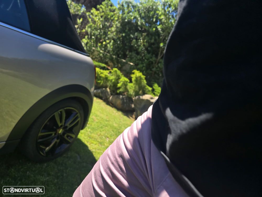 MINI Cabrio Cooper Premium Extra JCW Auto - 28