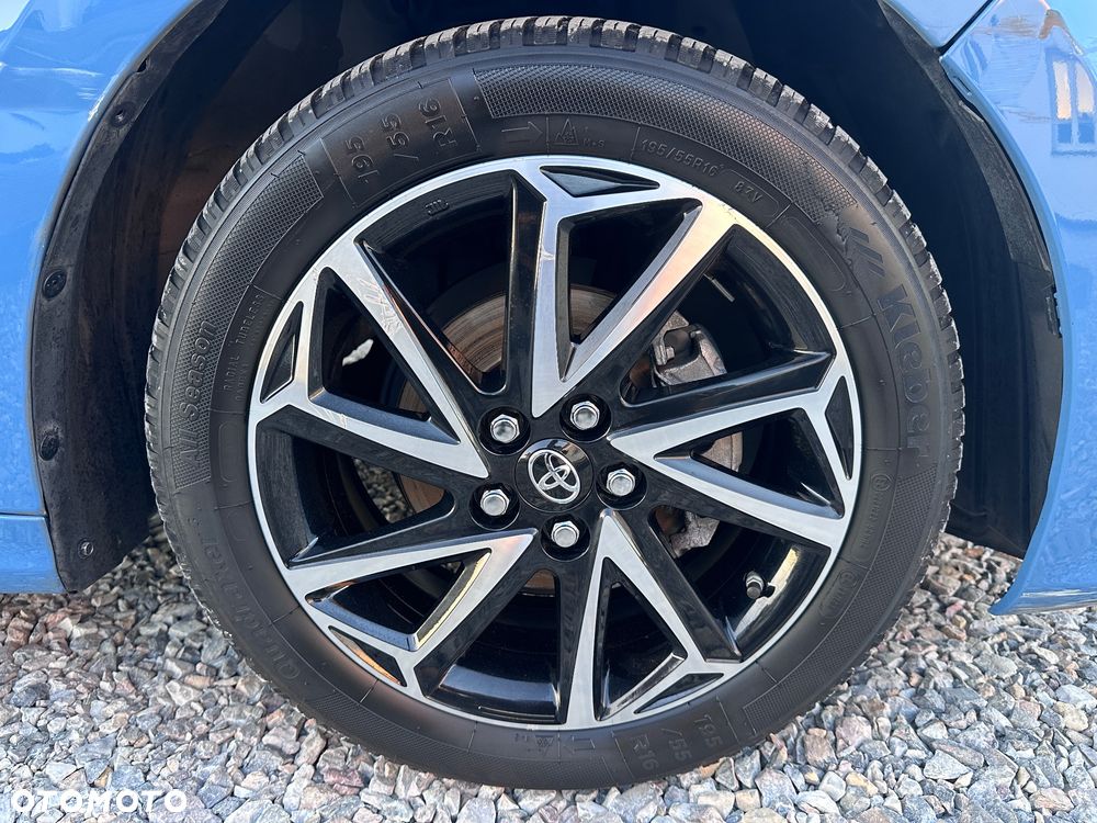 Toyota Yaris 1.0 Premium - 31