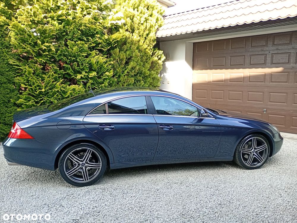 Mercedes-Benz CLS - 33