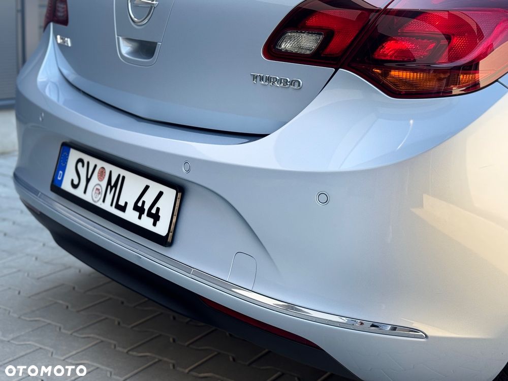 Opel Astra 1.4 Turbo Active - 11