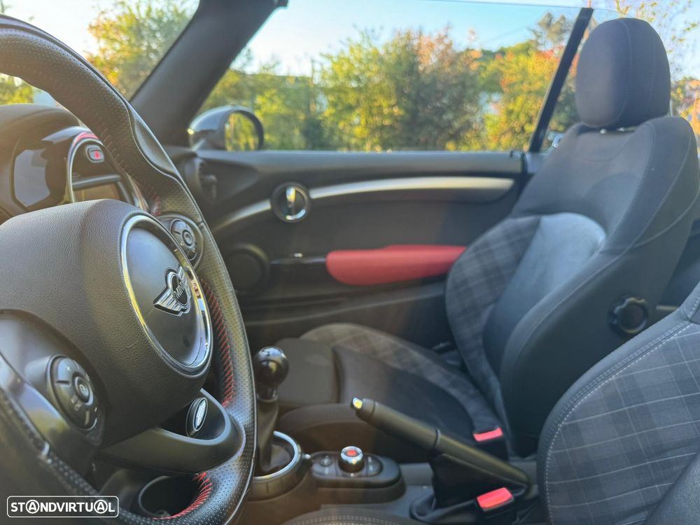 MINI Cabrio Cooper D - 11