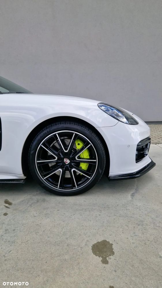 Porsche Panamera 4 E-Hybrid - 7