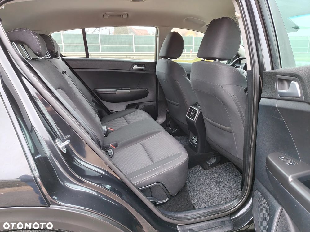 Kia Sportage 1.6 GDI L Business Line 2WD - 38