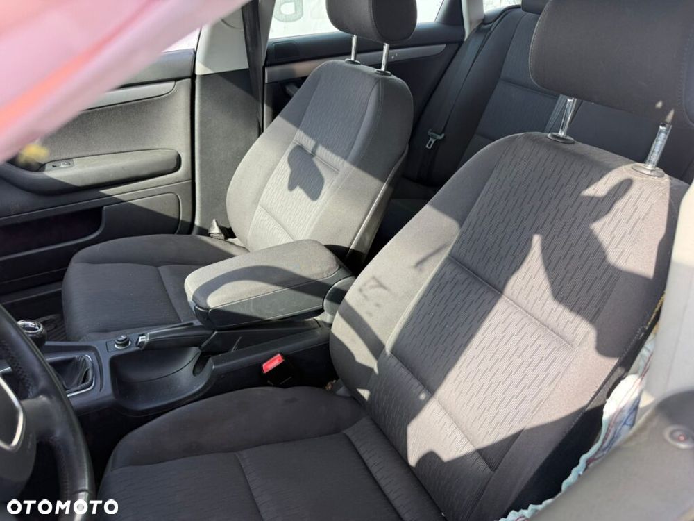 Audi A4 Limousine 2 - 12