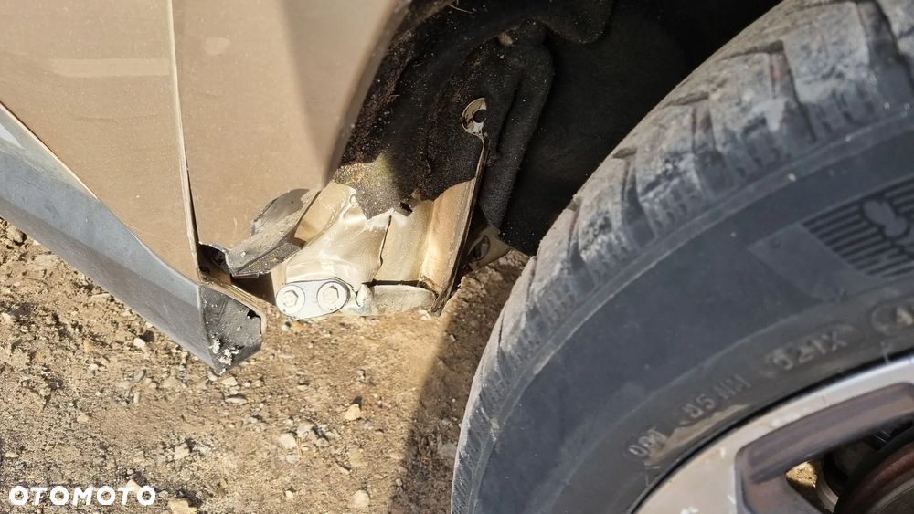 Renault Espace 1.6 TCE Initiale Paris EDC 7os - 3