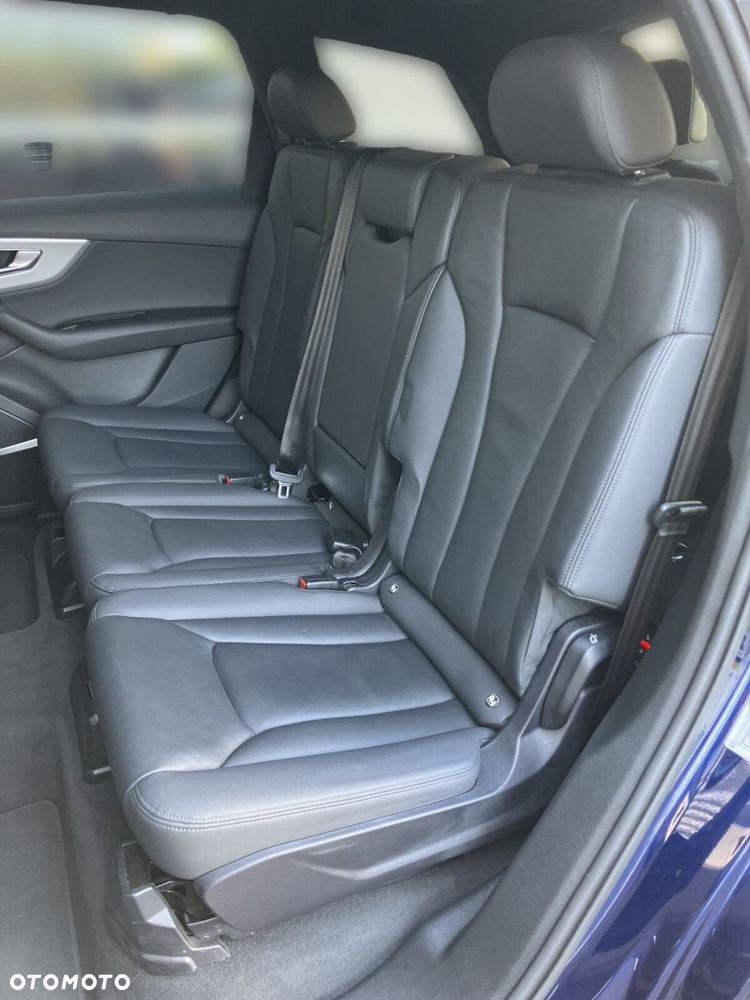 Audi Q7 - 17