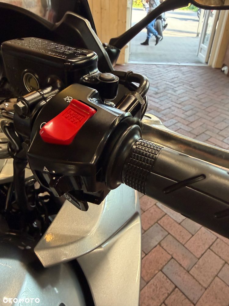 Honda CBF - 17