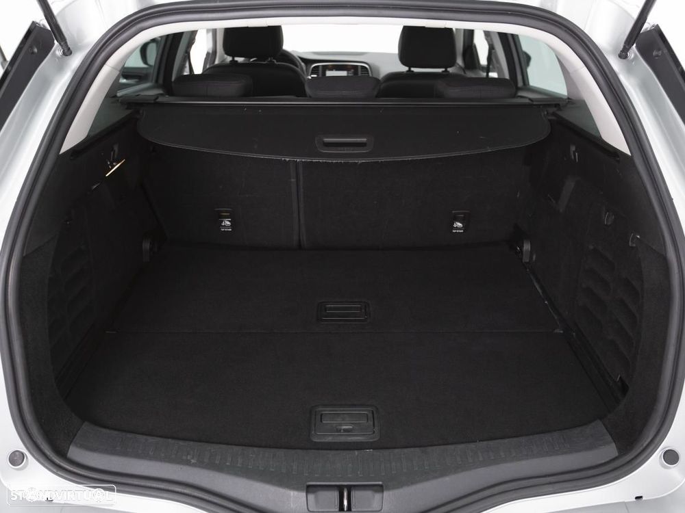 Renault Mégane Sport Tourer 1.5 Blue dCi Limited — fotografia 6