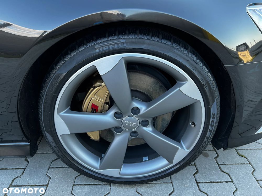 Audi A6 Avant 3.0 TFSI quattro S tronic - 14