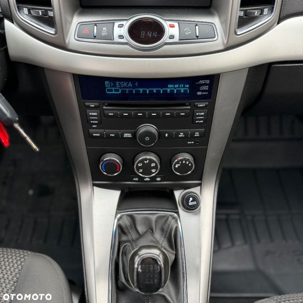 Chevrolet Captiva - 22