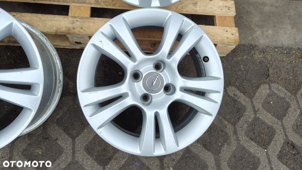 Felgi OPEL Corsa-D 4x100 15 ET39 - 4