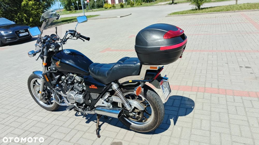 Honda VF - 6