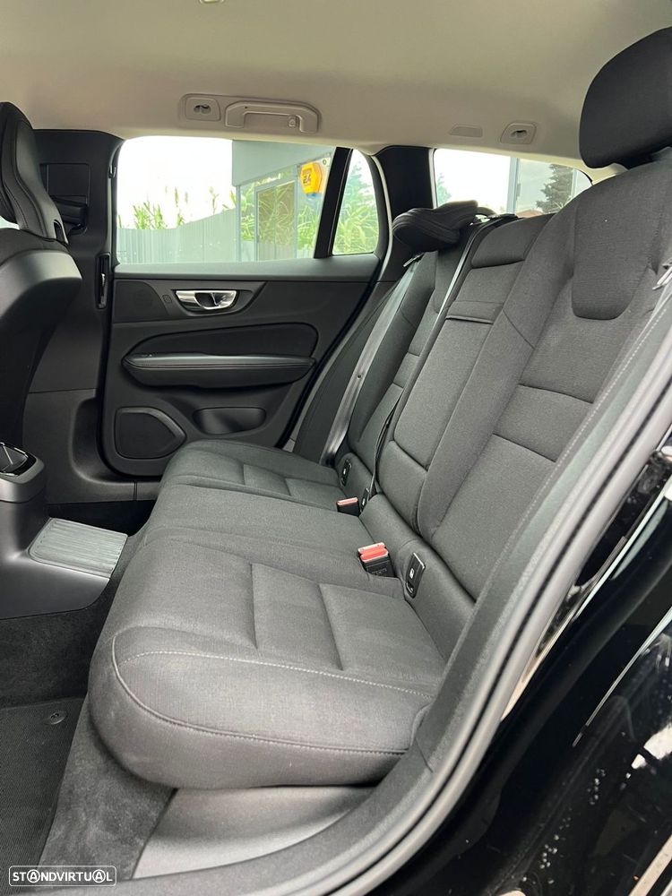 Volvo V60 T6 AWD Recharge Geartronic Inscription - 9