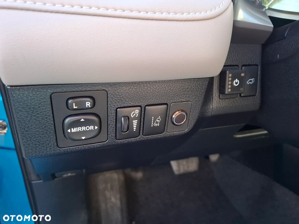 Toyota RAV4 - 27