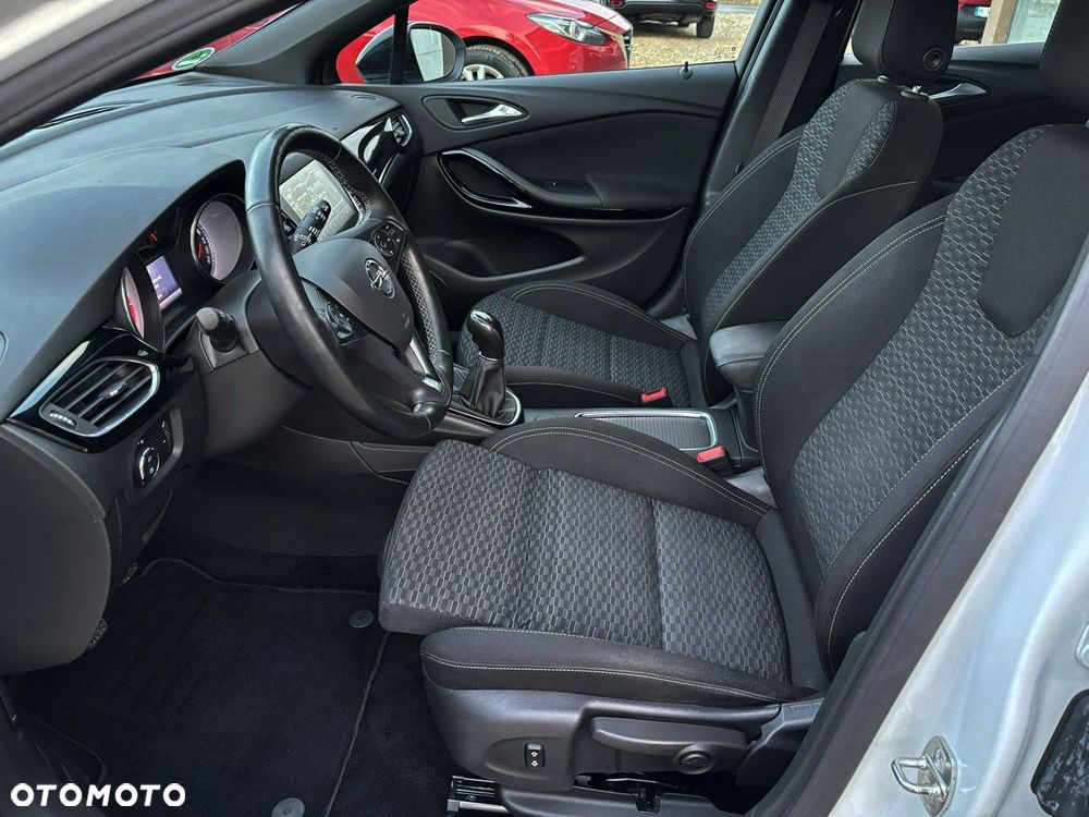 Opel Astra 1.4 T Dynamic - 15