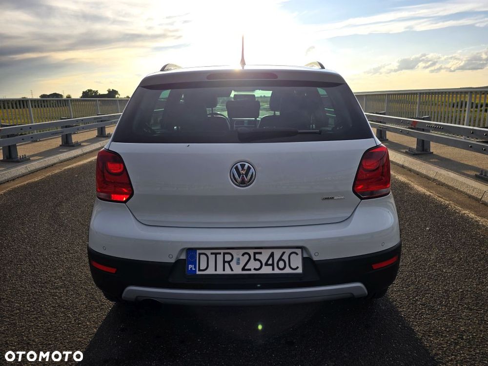 Volkswagen Polo 1.2 TSI Cross Urban White - 11