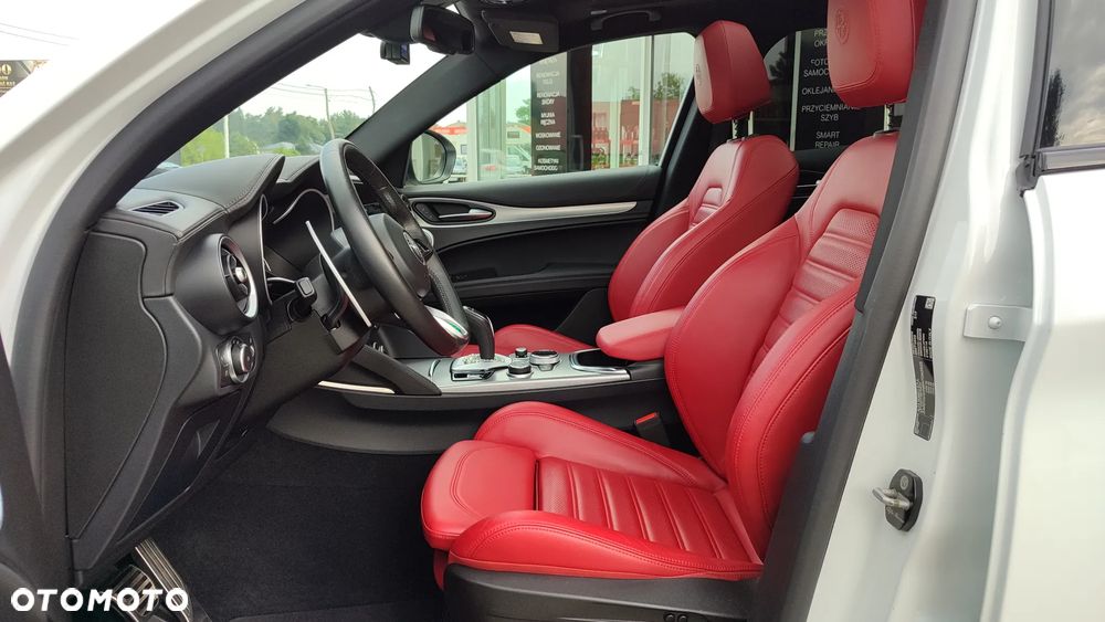 Alfa Romeo Stelvio 2.0 Turbo Veloce Q4 - 20
