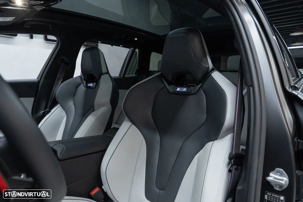 BMW M5 Touring xDrive - 28