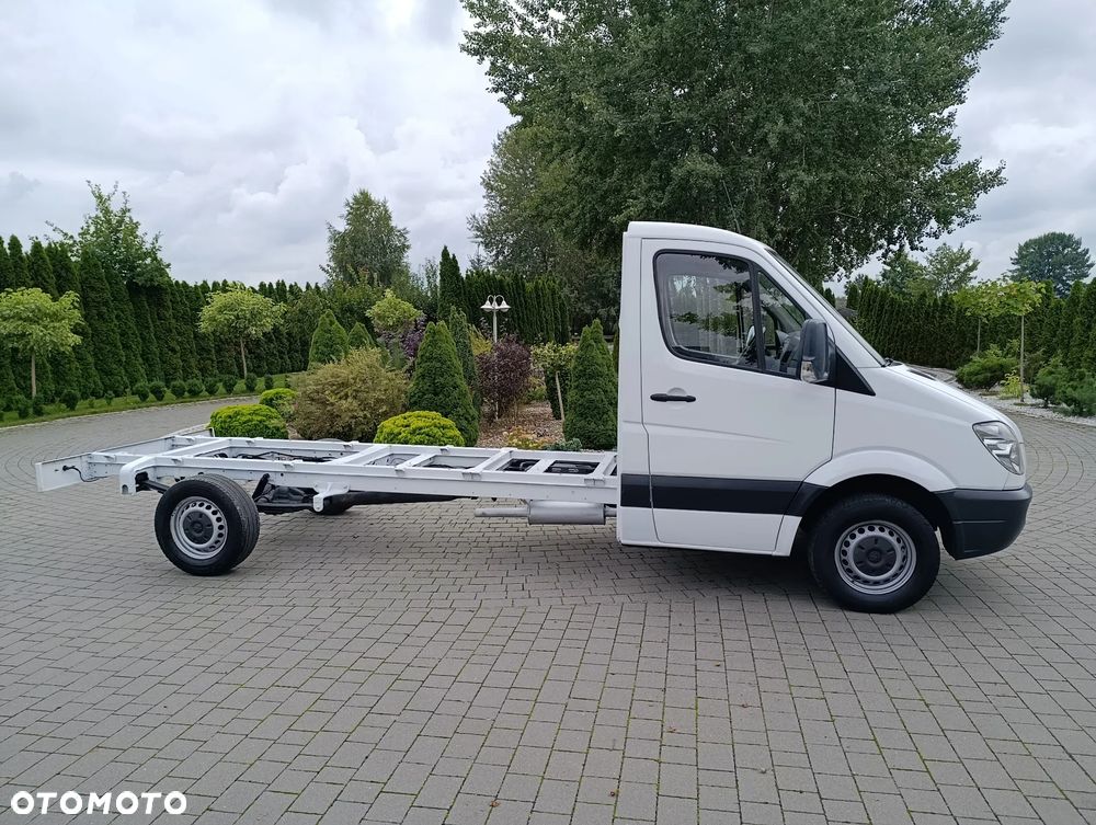 Mercedes-Benz Sprinter - 5