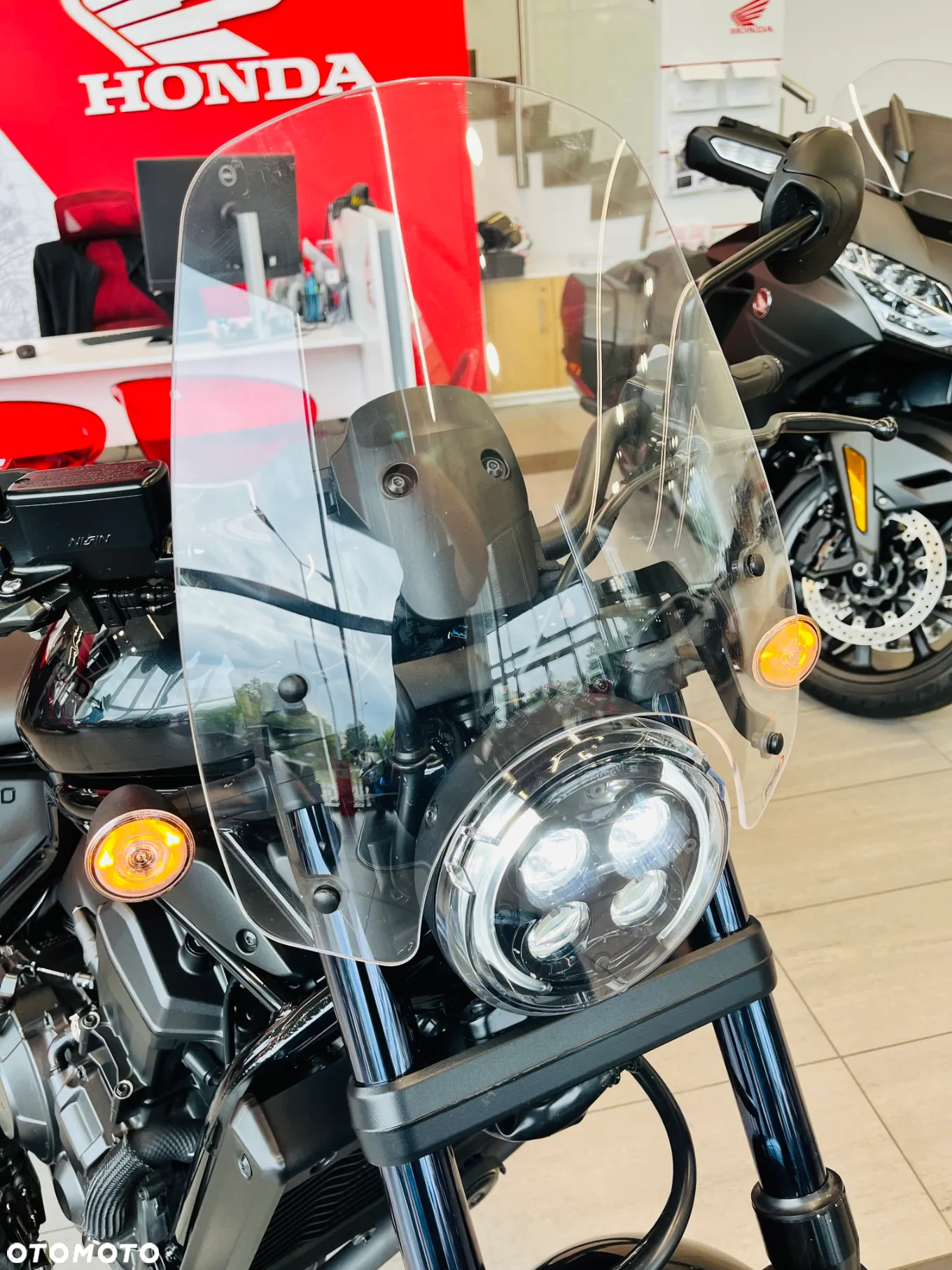 Honda CMX - 9