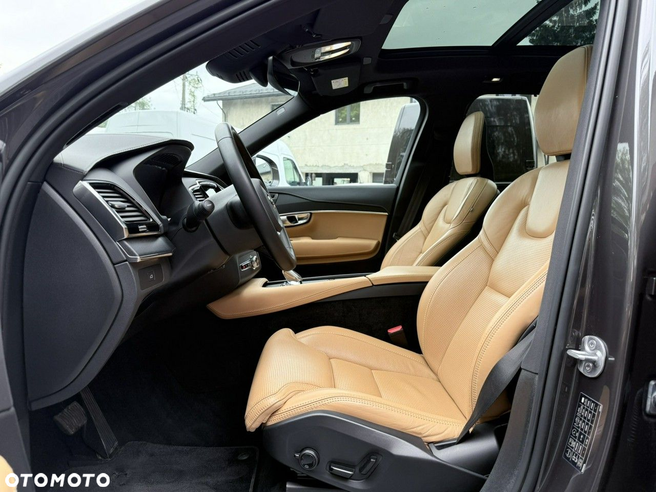 Volvo XC 90 - 18
