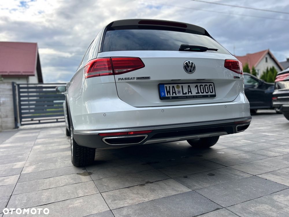 Volkswagen Passat Alltrack 2.0 TDI SCR DSG 4Motion - 8