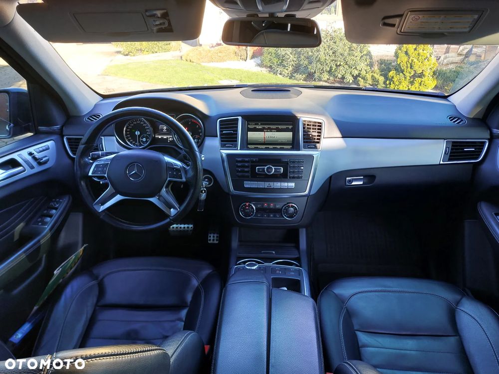 Mercedes-Benz ML - 15