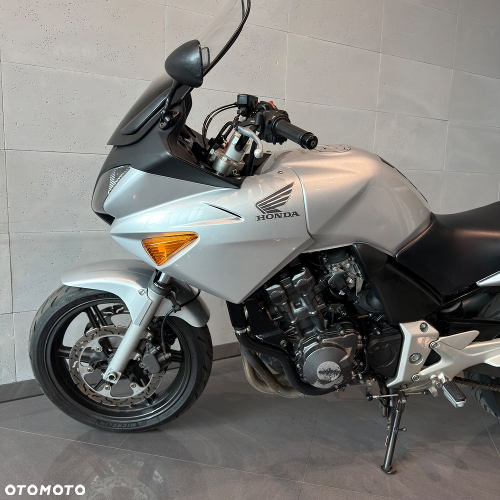 Honda CBF - 10