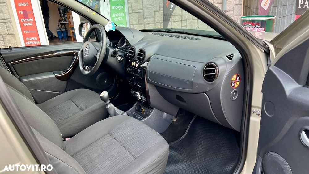 Dacia Duster 1.5 dCi 4x2 Laureate - 6