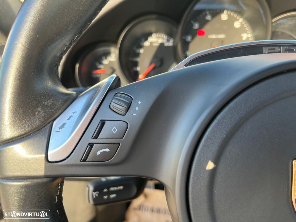 Porsche 911 (991) Carrera 4 S PDK - 21