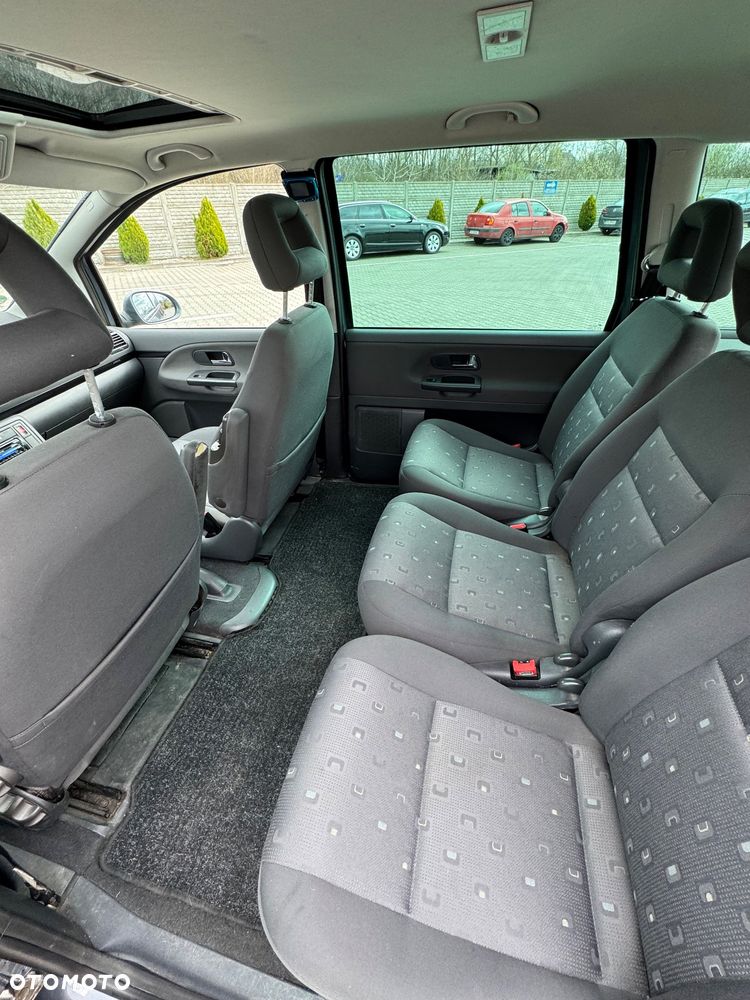 Volkswagen Sharan 1.9 TDI Comfortline - 11