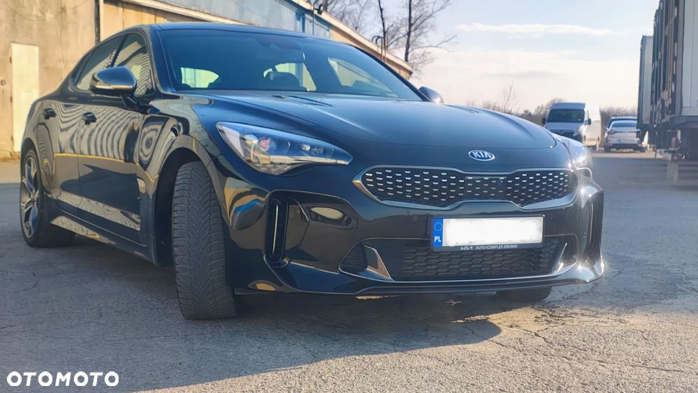 Kia Stinger 3.3 T-GDI AWD GT - 17