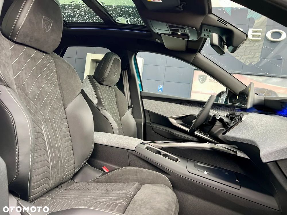 Peugeot 3008 1.2 PureTech mHEV GT E-DCS6 - 10