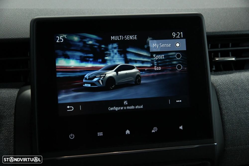 Renault Clio 1.0 TCe Techno Bi-Fuel - 25