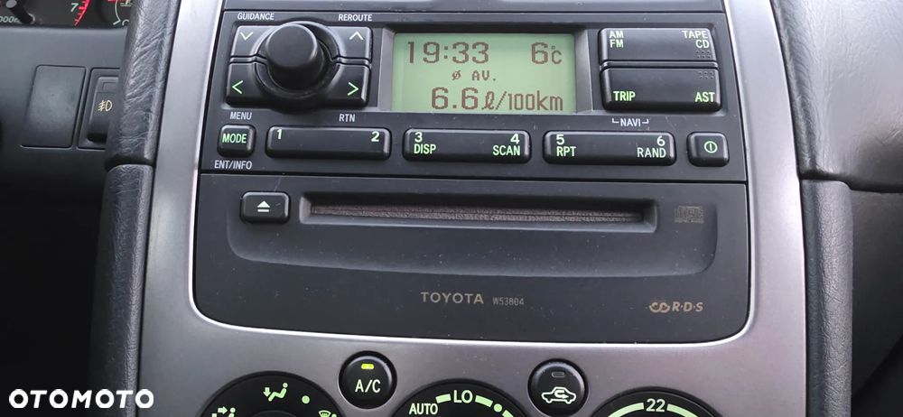 Toyota Avensis 1.6 VVT-i Terra Plus - 36