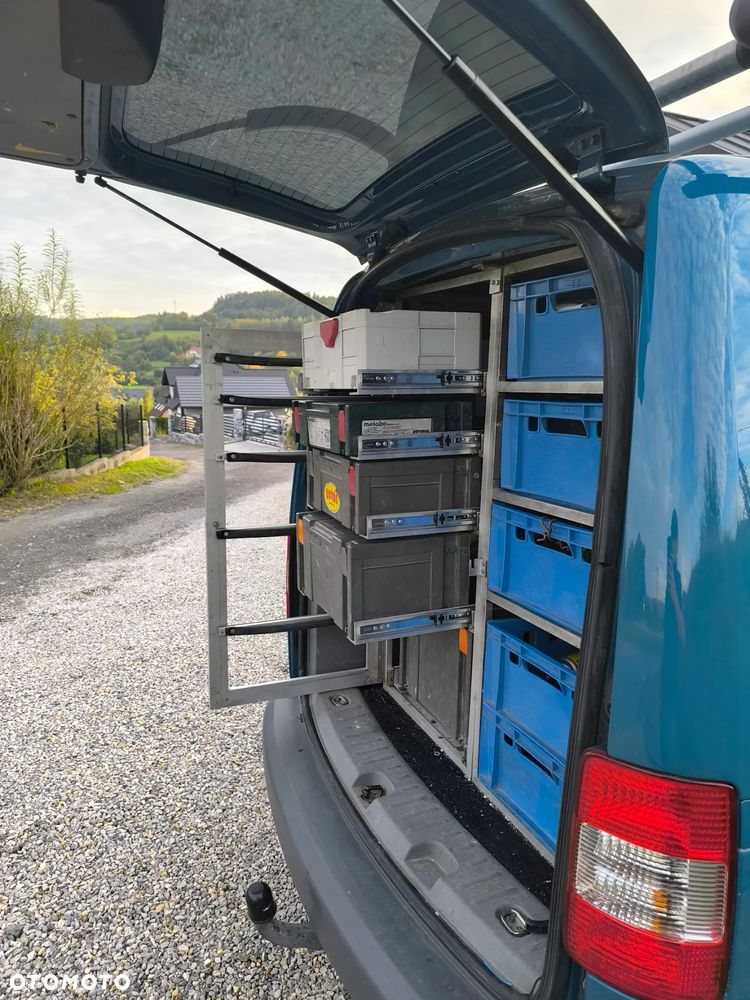 Volkswagen Caddy 1.9 TDI DPF 4MOTION Life (7-Si.) - 8