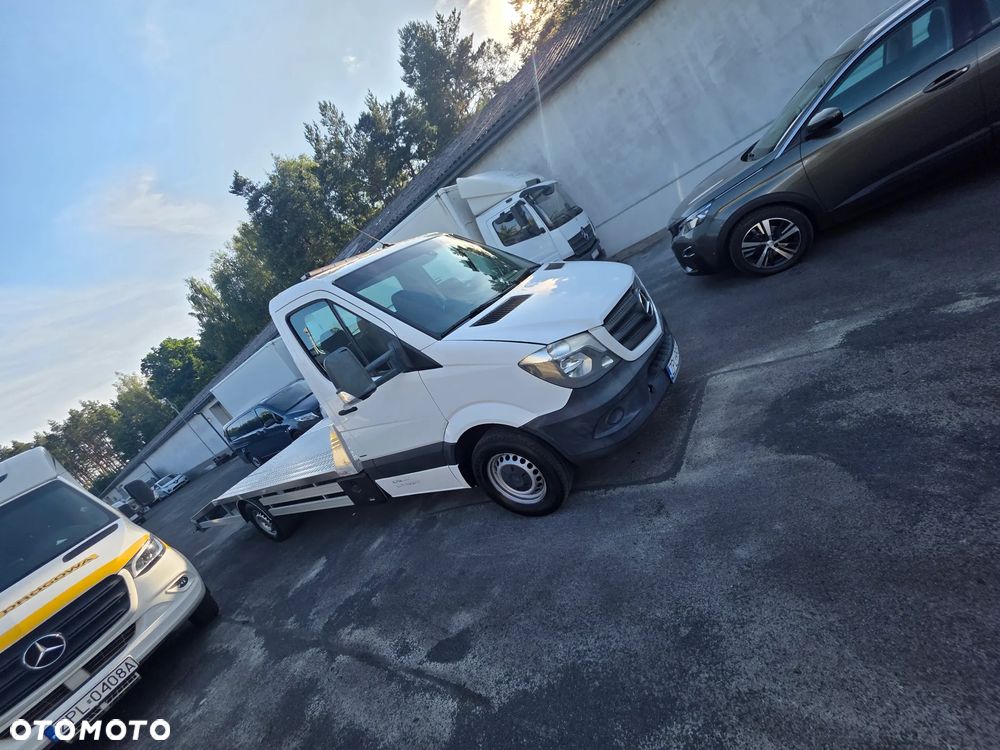 Mercedes-Benz Sprinter - 9